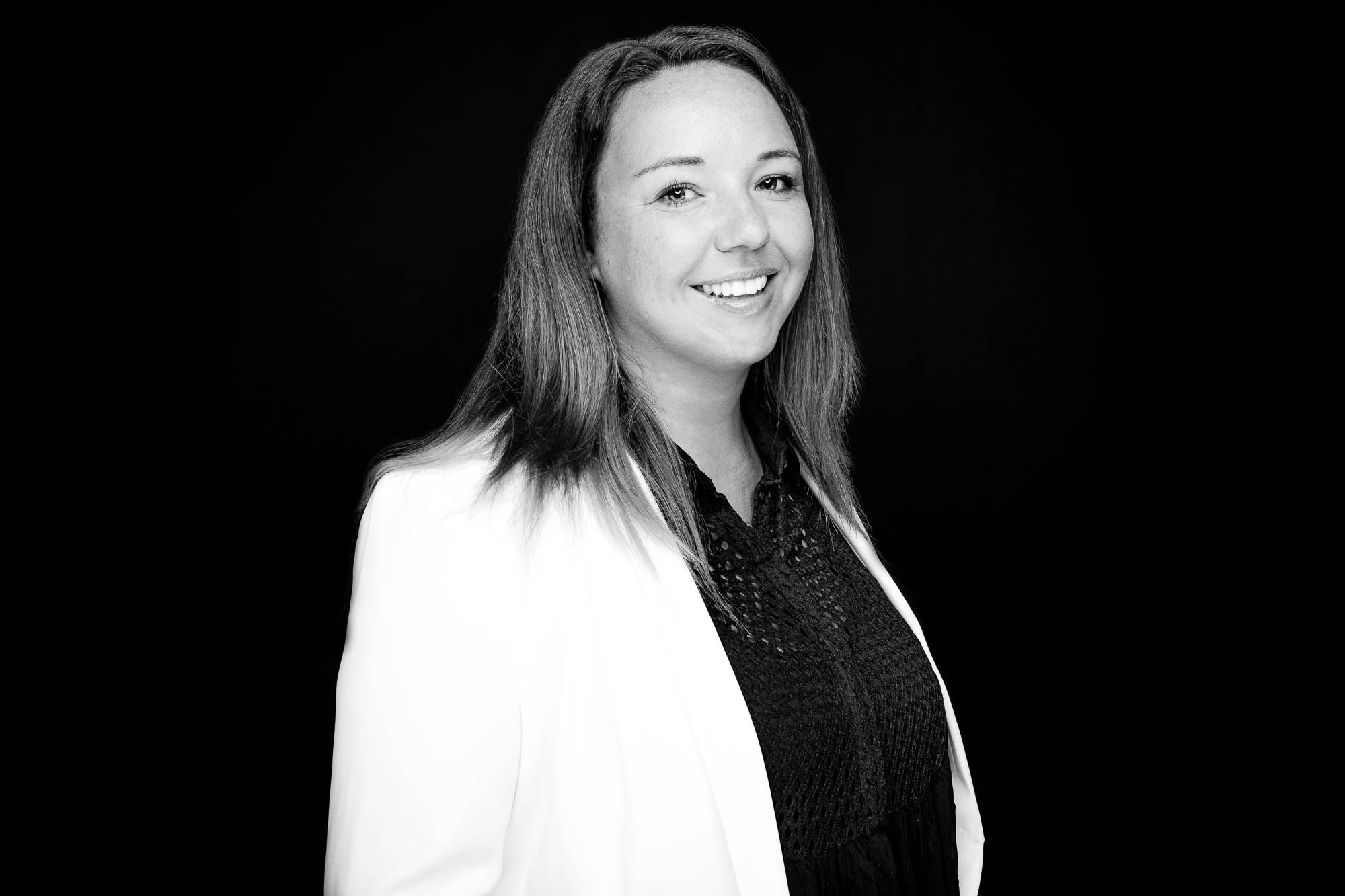 Export x3 Headshots Manuela04685 Bearbeitet 3 Headshots Manuela 2